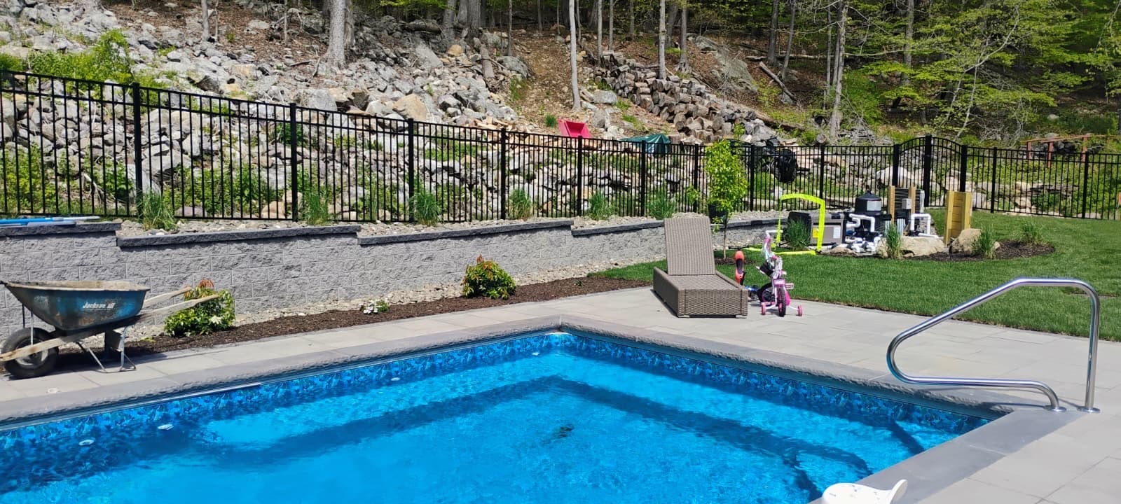 Backyard Patio & Pool Area